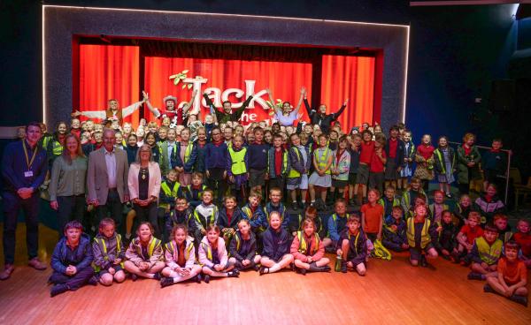 Beverley Holidays - White Rock Primary Pantomime